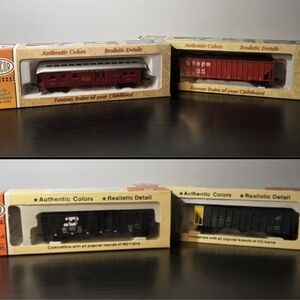 New - Con-Cor Freight 1:87 Scale Model Trains Lot Of 4